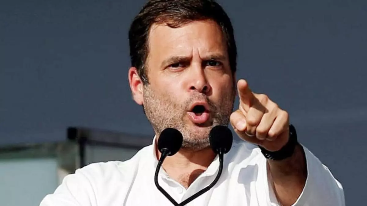 സമ്പത്തും കൊട്ടാരവും നഷ്ടപ്പെടുമെന്ന് ഭയന്നാണ് ജ്യോതിരാദിത്യ സിന്ധ്യ ആര്‍എസ്എസിലേക്ക് പോയത്: രാഹുല്‍ ഗാന്ധി