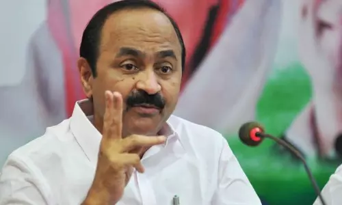 അന്ന് വാശിയായിരുന്നു, വഖഫ് നിയമം പാസാക്കിയ ശേഷം നിയമസഭയിൽ ലഡു വിതരണം ചെയ്തു: വി.ഡി സതീശൻ