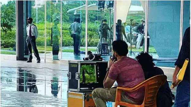 സിനിമ ചിത്രീകരണം കര്ശന സുരക്ഷാ മാനദണ്ഡങ്ങള് തയ്യാറാക്കിയ ശേഷം; നിര്ദേശവുമായി സംഘടനകള് സിനിമ ചിത്രീകരണം കര്ശന സുരക്ഷാ മാനദണ്ഡങ്ങള് തയ്യാറാക്കിയ ശേഷം; നിര്ദേശവുമായി സംഘടനകള്