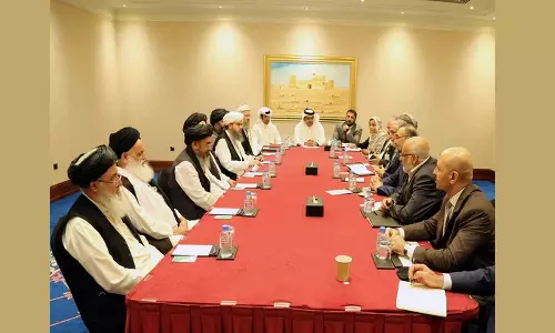 അഫ്ഗാനില്‍ താലിബാന്‍ ശക്തിപ്രാപിക്കുന്നതിനിടെ പുതിയ ഒത്തുതീര്‍പ്പ് ചര്‍ച്ചകള്‍ക്ക് ദോഹയില്‍ തുടക്കം