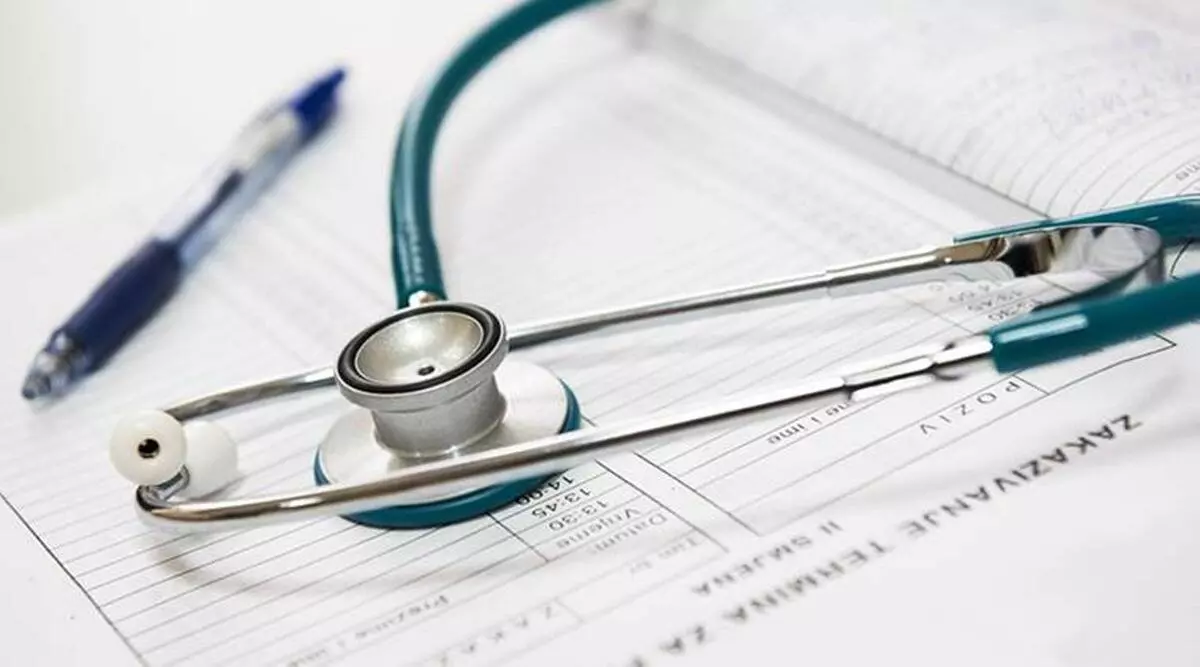 വാക്സിനേഷന് പൂർത്തിയാക്കുമെന്ന സർക്കാർ വാഗ്ദാനം പാലിച്ചില്ലെന്ന് മെഡിക്കല് വിദ്യാർഥികള് വാക്സിനേഷന് പൂർത്തിയാക്കുമെന്ന സർക്കാർ വാഗ്ദാനം പാലിച്ചില്ലെന്ന് മെഡിക്കല് വിദ്യാർഥികള്