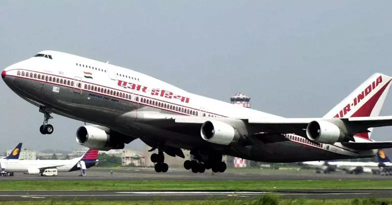 കേരളത്തിലേക്കുള്ള വിമാനയാത്ര: രണ്ട് ഡോസ് വാക്സിന്‍ എടുത്തവര്‍ക്ക് കോവിഡ് ടെസ്റ്റ് വേണ്ടെന്ന് എയർ ഇന്ത്യ