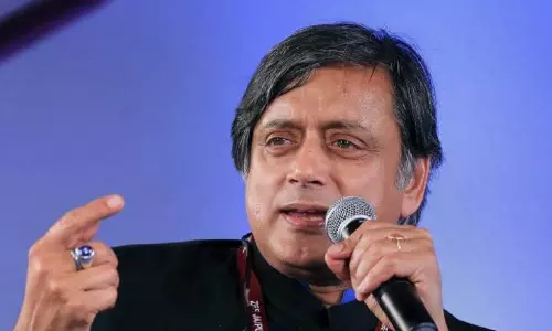 പെഗാസസ് ഫോൺ ചോർത്തൽ: ശശി തരൂർ അധ്യക്ഷനായ പാർലമെന്‍ററി സമിതി ചർച്ച ചെയ്യും