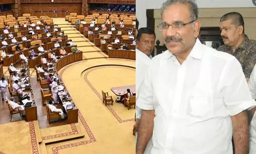 എ.കെ ശശീന്ദ്രന്റെ ഫോൺവിളി വിവാദം: നിയമസഭയിലെത്തിക്കാൻ പ്രതിപക്ഷം