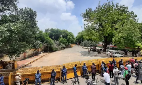 കർഷകര് ജന്തര് മന്ദറിലേക്ക് പുറപ്പെട്ടു; സമരത്തിന് ഐക്യദാര്ഢ്യവുമായി പ്രതിപക്ഷ എം.പിമാര് കർഷകര് ജന്തര് മന്ദറിലേക്ക് പുറപ്പെട്ടു; സമരത്തിന് ഐക്യദാര്ഢ്യവുമായി പ്രതിപക്ഷ എം.പിമാര്