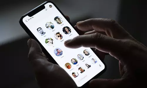 ക്ലബ് ഹൗസ് ചര്ച്ചകളില് പ്രായപൂര്ത്തിയാവാത്ത കുട്ടികള് പങ്കെടുക്കരുതെന്ന് ബാലാവകാശ കമ്മീഷന് ക്ലബ് ഹൗസ് ചര്ച്ചകളില് പ്രായപൂര്ത്തിയാവാത്ത കുട്ടികള് പങ്കെടുക്കരുതെന്ന് ബാലാവകാശ കമ്മീഷന്
