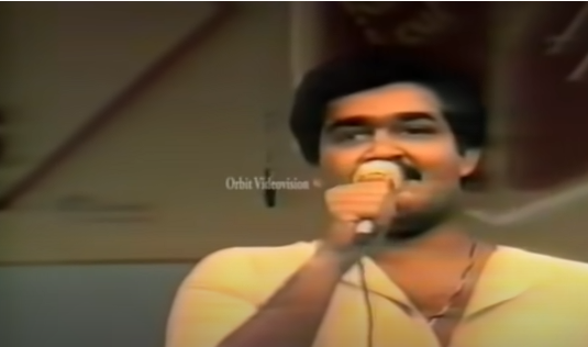 ഞാനിപ്പോള്‍ പാടാന്‍ കാരണം? 34 വര്‍ഷങ്ങള്‍ക്ക് മുന്‍പ് മോഹന്‍ലാല്‍ പാടിയ പാട്ട് വൈറലാകുന്നു