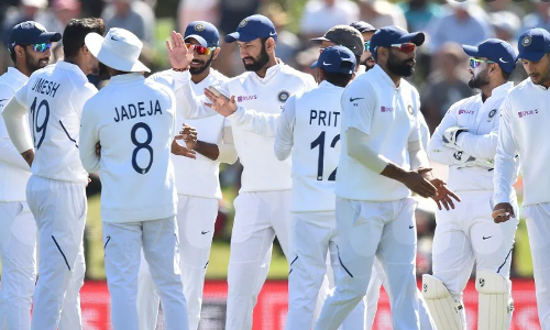 ഇംഗ്ലണ്ടിനെതിരായ ടെസ്റ്റ് പരമ്പര: പൃഥ്വി ഷായും സൂര്യകുമാർ യാദവും ടെസ്റ്റ് ടീമിലേക്ക്‌