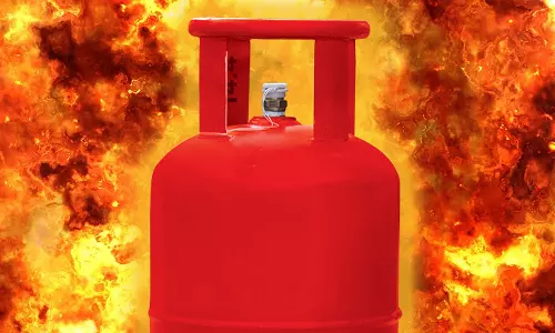 ഗ്യാസ് സിലിണ്ടര്‍ പൊട്ടിത്തെറിച്ച് കുടുംബത്തിലെ ഒമ്പതുപേര്‍ മരിച്ചു