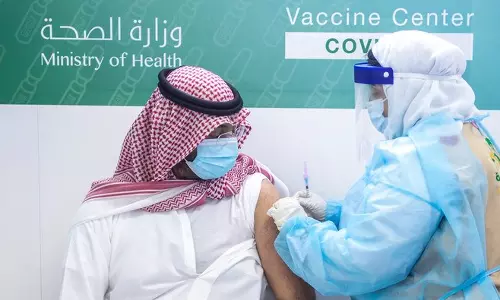 നിലവില് മൂന്നാം ഡോസ് വാക്സിൻ ആവശ്യമില്ലെന്ന് സൗദി ആരോഗ്യ മന്ത്രാലയം നിലവില് മൂന്നാം ഡോസ് വാക്സിൻ ആവശ്യമില്ലെന്ന് സൗദി ആരോഗ്യ മന്ത്രാലയം