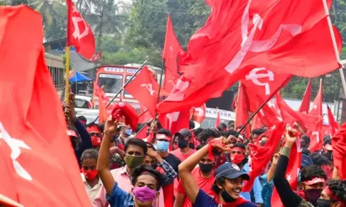 തെരഞ്ഞെടുപ്പ് വീഴ്ച; ആരോപണത്തില് കഴമ്പില്ലെന്ന് സുധാകരൻ, പരാതി ആവര്ത്തിച്ച് സലാം തെരഞ്ഞെടുപ്പ് വീഴ്ച; ആരോപണത്തില് കഴമ്പില്ലെന്ന് സുധാകരൻ, പരാതി ആവര്ത്തിച്ച് സലാം