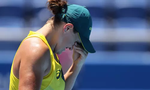 ആഷ്‌ലി ബാര്‍ട്ടി പുറത്ത്; ലോക ഒന്നാം നമ്പര്‍ താരത്തെ അട്ടിമറിച്ചത് സ്‌പെയിന്‍ താരം