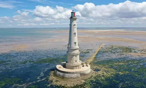 ലൈറ്റ്ഹൗസുകളുടെ രാജാവ് കോര്‍ദുവാന് യുനെസ്കോ അംഗീകാരം; ലോക പൈതൃക പട്ടികയില്‍ ഇടം നല്‍കി