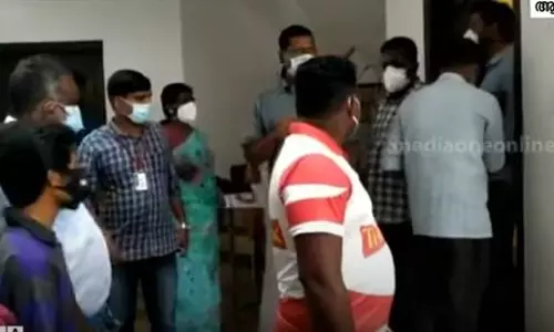 വാക്‌സിൻ മുൻഗണനാക്രമം അട്ടിമറിക്കാൻ വിസമ്മതിച്ചു; ഡോക്ടർക്ക് സിപിഎം നേതാക്കളുടെ മർദനം