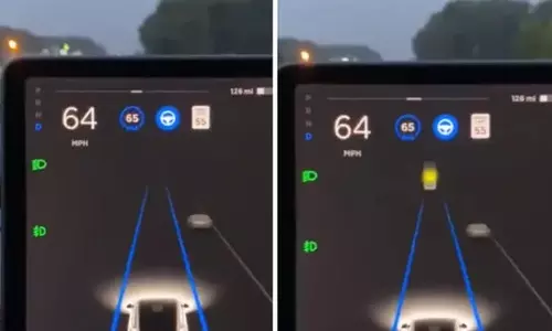 ചന്ദ്രനെ കണ്ട് തെറ്റിദ്ധരിച്ച് വേഗം കുറച്ച് ടെസ്‍ല കാര്‍- വീഡിയോ കാണാം