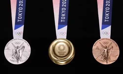 ടോകിയോ ഒളിമ്പിക്‌സ്: ഇലക്ട്രോണിക് മാലിന്യങ്ങളെ മെഡലുകളാക്കി ജപ്പാൻ