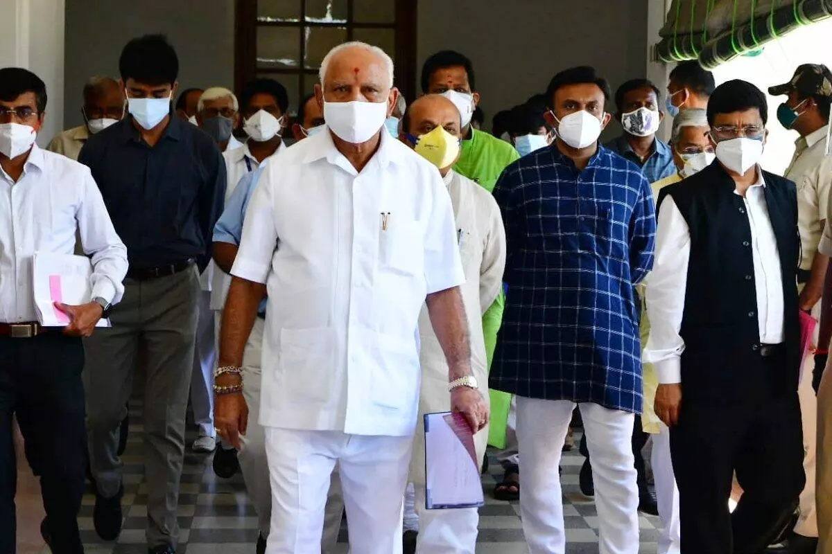 കർണാടക മുഖ്യമന്ത്രിയെ തീരുമാനിക്കാൻ തിരക്കിട്ട ചർച്ചകളുമായി ബി.ജെ.പി കേന്ദ്ര നേതൃത്വം