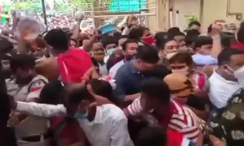 വി.ഐ.പി സന്ദര്‍ശനം; ഉജ്ജൈനിലെ ക്ഷേത്രത്തില്‍ തിക്കിലും തിരക്കിലും പെട്ട് നിരവധി പേര്‍ക്ക് പരിക്ക്