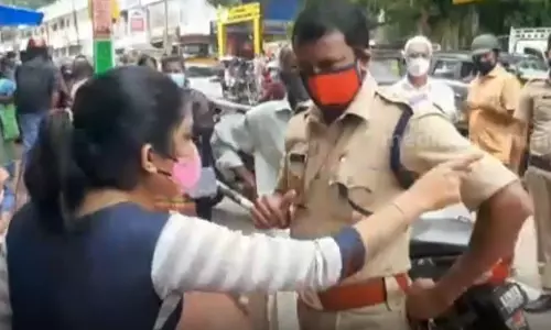 അനാവശ്യ പിഴ; ചോദ്യം ചെയ്ത പെണ്‍കുട്ടിക്കെതിരെ ജാമ്യമില്ലാ കേസ്