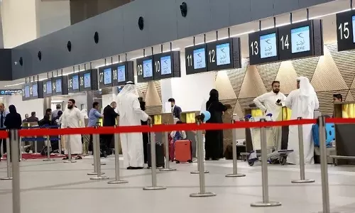 കുവൈത്തില് വിദേശികള്ക്ക് പ്രവേശനം അനുവദിക്കുന്നതുമായി ബന്ധപ്പെട്ട മാര്ഗനിര്ദേശങ്ങള് പുറത്തിറക്കി കുവൈത്തില് വിദേശികള്ക്ക് പ്രവേശനം അനുവദിക്കുന്നതുമായി ബന്ധപ്പെട്ട മാര്ഗനിര്ദേശങ്ങള് പുറത്തിറക്കി