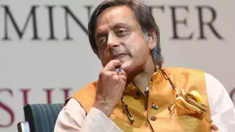 ശശി തരൂരിനെ ഐടി സമിതി അധ്യക്ഷ സ്ഥാനത്തുനിന്ന് നീക്കണം; അവകാശലംഘന നോട്ടീസ് നല്കി ബിജെപി എംപി ശശി തരൂരിനെ ഐടി സമിതി അധ്യക്ഷ സ്ഥാനത്തുനിന്ന് നീക്കണം; അവകാശലംഘന നോട്ടീസ് നല്കി ബിജെപി എംപി