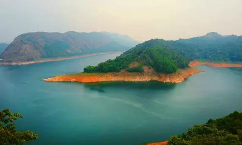 ഇടുക്കി ഡാമിലെ ജലനിരപ്പ് 2370.78ല്‍; ബ്ലൂ അലർട്ടിലേക്ക്