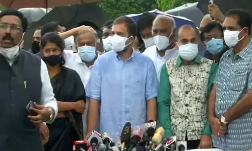 ഫോണ്‍ചോര്‍ത്തല്‍ രാജ്യദ്രോഹം; നരേന്ദ്രമോദി ഇന്ത്യൻ ജനാധിപത്യത്തിന്‍റെ ആത്മാവിനെ ആക്രമിച്ചെന്ന് രാഹുല്‍ ഗാന്ധി