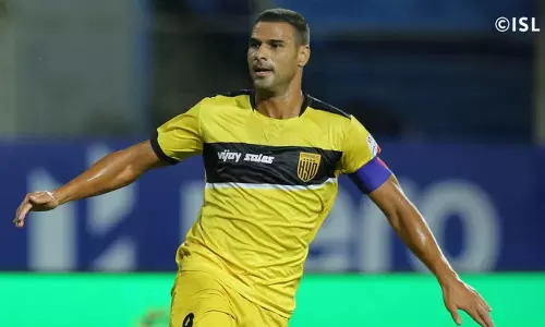 വമ്പൻ സൈനിങ്; അരിഡാന സന്റാന ബ്ലാസ്റ്റേഴ്‌സിലേക്ക്, സിഡോ മടങ്ങിയെത്തും