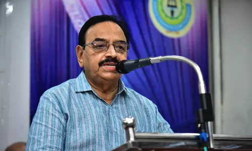 സര്‍ക്കാര്‍ കൊക്കോണിക്സ് ലാപ്ടോപ്പ് പോലെ, പുറംമോടി മാത്രം, യന്ത്രം പ്രവര്‍ത്തനരഹിതം: അബ്ദുറബ്