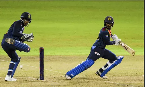 ട്വന്റി-20: ശ്രീലങ്കക്കെതിരെ ഇന്ത്യക്ക് തോല്വി ട്വന്റി-20: ശ്രീലങ്കക്കെതിരെ ഇന്ത്യക്ക് തോല്വി
