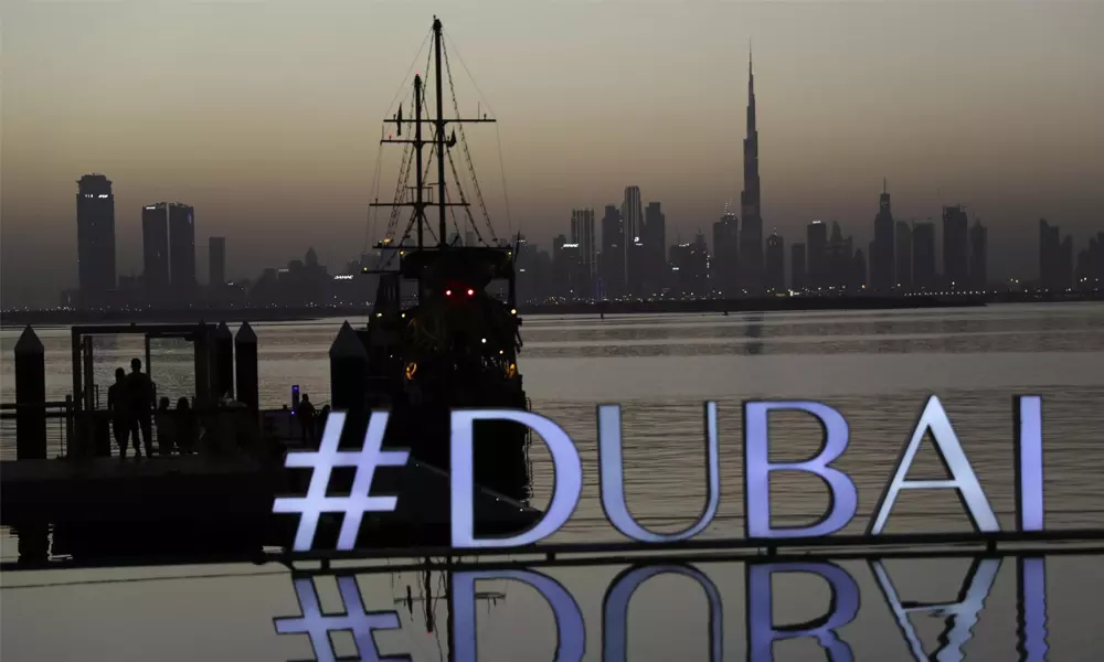 ദുബൈയിൽ 88 സർക്കാർ സേവനങ്ങൾക്ക് ഫീസ് ഇളവ് ദുബൈയിൽ 88 സർക്കാർ സേവനങ്ങൾക്ക് ഫീസ് ഇളവ്