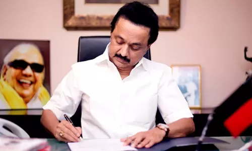 രാഷ്ട്രീയ നേതാക്കൾക്കെതിരായ അപകീർത്തിക്കേസുകൾ പിൻവലിച്ച് സ്റ്റാലിൻ രാഷ്ട്രീയ നേതാക്കൾക്കെതിരായ അപകീർത്തിക്കേസുകൾ പിൻവലിച്ച് സ്റ്റാലിൻ