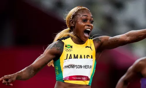 മിന്നുംവേഗത്തിൽ എലൈൻ തോംപ്‌സൺ, വേഗറാണി