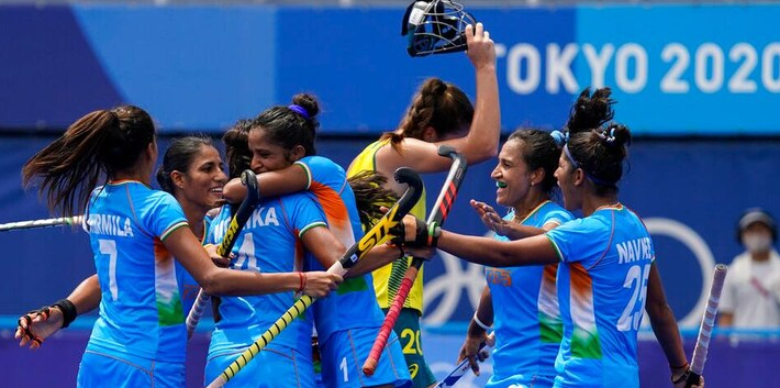 ടോകിയോ ഒളിമ്പിക്‌സ്: ആസ്‌ട്രേലിയയെ അട്ടിമറിച്ച് ഇന്ത്യയുടെ വനിതാ ഹോക്കി ടീം സെമിയിൽ