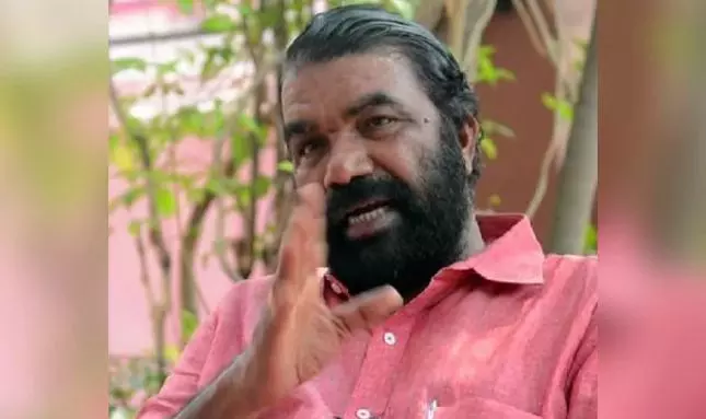 പ്രവേശനത്തിന് കുട്ടികളില്ലാത്തതിനാൽ സീറ്റ് വർധന ആവശ്യമില്ല; പ്ലസ് വൺ സീറ്റ് കുറവ് മറച്ചുവെക്കാന് വിചിത്ര വാദവുമായി മന്ത്രി പ്രവേശനത്തിന് കുട്ടികളില്ലാത്തതിനാൽ സീറ്റ് വർധന ആവശ്യമില്ല; പ്ലസ് വൺ സീറ്റ് കുറവ് മറച്ചുവെക്കാന് വിചിത്ര വാദവുമായി മന്ത്രി