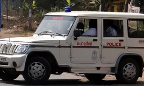 ബ്ലേഡ് മാഫിയക്കെതിരെ നടപടി; പാലക്കാട് നാലുപേരെ പൊലീസ് അറസ്റ്റു ചെയ്തു