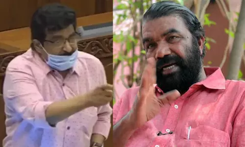 പ്ലസ് വൺ സീറ്റുകളിലെ കുറവ്: ജില്ലകളിൽ സീറ്റുകള്‍ പുനക്രമീകരിക്കുമെന്ന് വിദ്യാഭ്യാസ മന്ത്രി, ബാച്ച് കൂട്ടാതെ സീറ്റ് വർധിപ്പിക്കുന്നത് നിയമ വിരുദ്ധമെന്ന് പ്രതിപക്ഷം