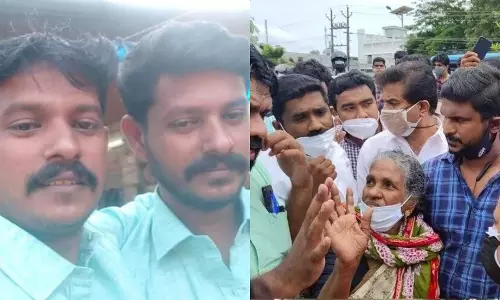 കോട്ടയത്തെ ഇരട്ട സഹോദരങ്ങളുടെ ആത്മഹത്യ; മൃതദേഹങ്ങളുമായി ബാങ്കിന് മുന്നിൽ പ്രതിഷേധം, പൊലീസ് ഇടപെട്ട് തടഞ്ഞു