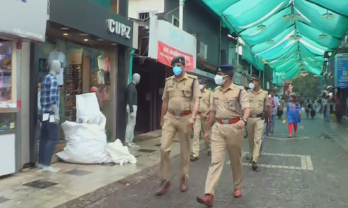 നിയന്ത്രണങ്ങളുടെ മറവിൽ പൊലീസ് കനത്ത പിഴ ഈടാക്കുന്നു; കോവിഡ് നിബന്ധനകളിലെ അശാസ്ത്രീയതക്കെതിരെ പ്രതിപക്ഷം സഭയില്‍