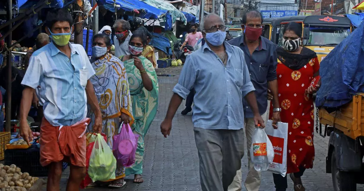 കോവിഡ് നിയന്ത്രണങ്ങളിൽ കൂടുതൽ ഇളവുകൾക്ക് സാധ്യത; അവലോകന യോഗം ഇന്ന് വൈകിട്ട്