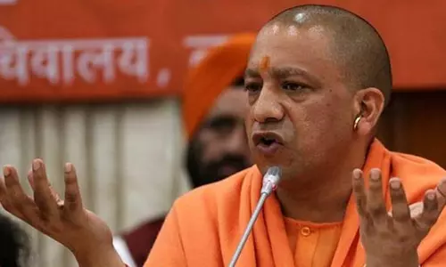 സോഷ്യല്‍ മീഡിയ കടിഞ്ഞാണില്ലാത്ത കുതിര, പിടിച്ചടക്കിയില്ലെങ്കില്‍ പണിയാകും; ബിജെപി ഐടി സെല്ലിനോട് യോഗി ആദിത്യനാഥ്