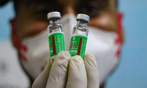 വാക്സിന്‍ യജ്ഞം ആദ്യ ദിനം തന്നെ പ്രതിസന്ധിയില്‍; മൂന്നു ജില്ലകളില്‍ സ്റ്റോക്ക് തീര്‍ന്നു