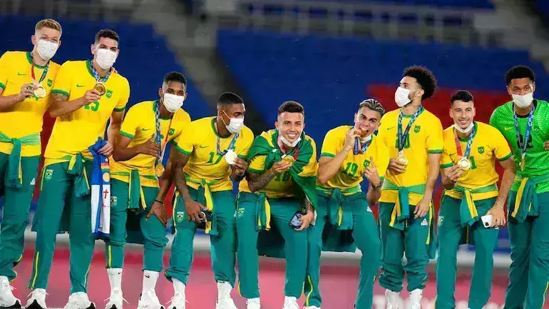 ഇത് ശരിയല്ല: സ്വർണം നേടിയ ബ്രസീൽ ഫുട്ബോൾ ടീമിനെതിരെ ഒളിമ്പിക് കമ്മിറ്റി ഇത് ശരിയല്ല: സ്വർണം നേടിയ ബ്രസീൽ ഫുട്ബോൾ ടീമിനെതിരെ ഒളിമ്പിക് കമ്മിറ്റി