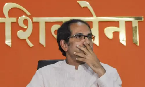 ഖേല്‍ രത്‌ന പുരസ്‌കാരത്തിന്റെ പേര് മാറ്റം ജനങ്ങളുടെ ആഗ്രഹമല്ല രാഷ്ട്രീയ കളിയാണെന്ന് ശിവസേന