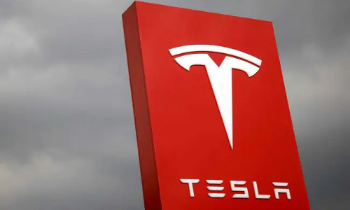 വാഹന വിപണിയില്‍ വന്‍ മാറ്റത്തിനൊരുങ്ങി കേന്ദ്രം; ഇലക്ട്രോണിക് വാഹനങ്ങളുടെ ഇറക്കുമതി നികുതി കുത്തനെ കുറക്കും