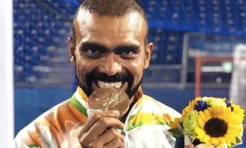 പാരിതോഷികത്തിന്‍റെ കാര്യത്തിൽ സ‍ര്‍ക്കാര്‍ നല്ല തീരുമാനം എടുക്കുമെന്നാണ് പ്രതീക്ഷ:  പി.ആർ ശ്രീജേഷ്