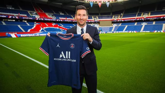 ഇനി ബാഴ്സലോണയാണ് എതിരാളികളായി എത്തുന്നതെങ്കിലോ? മെസി മറുപടി