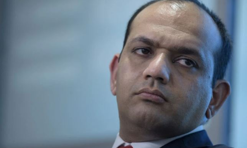 അഫ്ഗാനില് പിടിമുറുക്കി താലിബാന്: ഖാലിദ് പയേന്ദ ധനമന്ത്രി സ്ഥാനം രാജിവെച്ച് രാജ്യംവിട്ടു അഫ്ഗാനില് പിടിമുറുക്കി താലിബാന്: ഖാലിദ് പയേന്ദ ധനമന്ത്രി സ്ഥാനം രാജിവെച്ച് രാജ്യംവിട്ടു