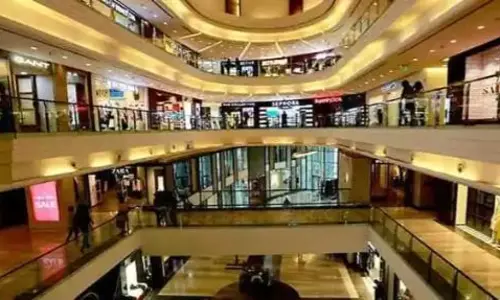 മഹാരാഷ്ട്രയില്‍ മാളുകളില്‍ പ്രവേശനം കോവിഡ് വാക്സിന്‍ രണ്ട് ഡോസും എടുത്തവര്‍ക്ക് മാത്രം