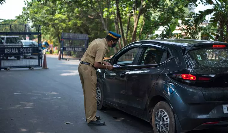 ഓണാഘോഷം പരമാവധി ചുരുക്കണം, അടച്ചിട്ടുപോകുന്ന വീടുകളില്‍ പ്രത്യേക നിരീക്ഷണമുണ്ടാകും: നിര്‍ദേശങ്ങളുമായി പൊലീസ്